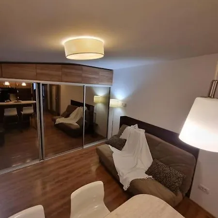 Cozy Small House *
